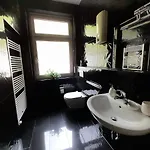 아파트 O&o *